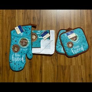 Home Collection 5 Piece Oven Mitt Pot Holders Dish Cloths Kitchen Bundle (New)